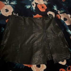 SHEIN Black Textured Skirt